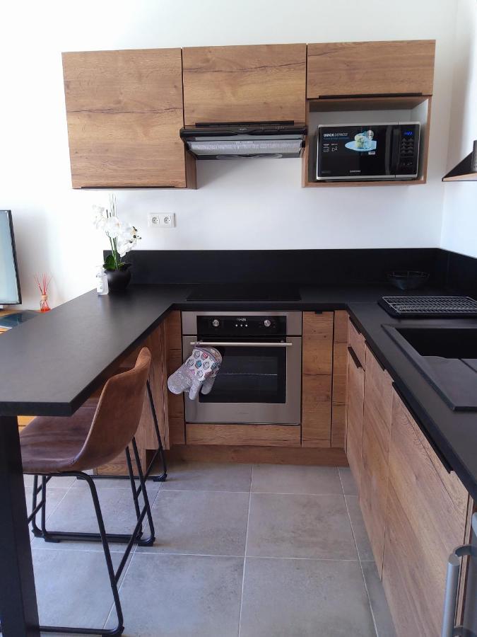 Romytt Suite Saint-Quentin-la-Poterie Kültér fotó