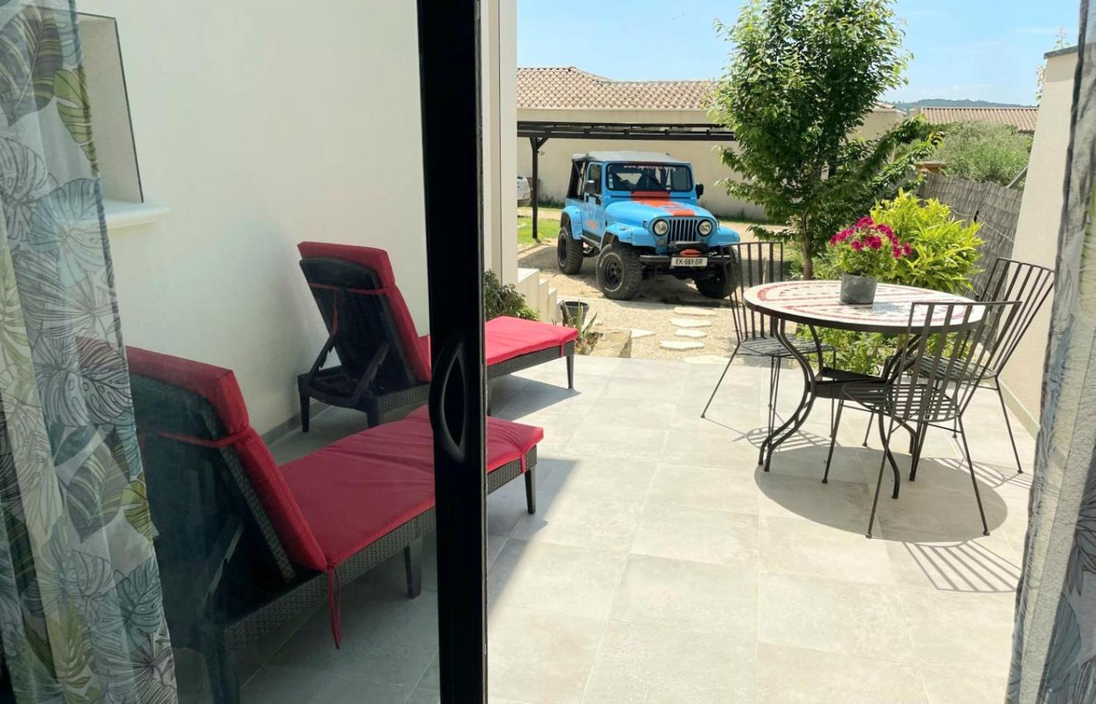 Romytt Suite Saint-Quentin-la-Poterie Kültér fotó